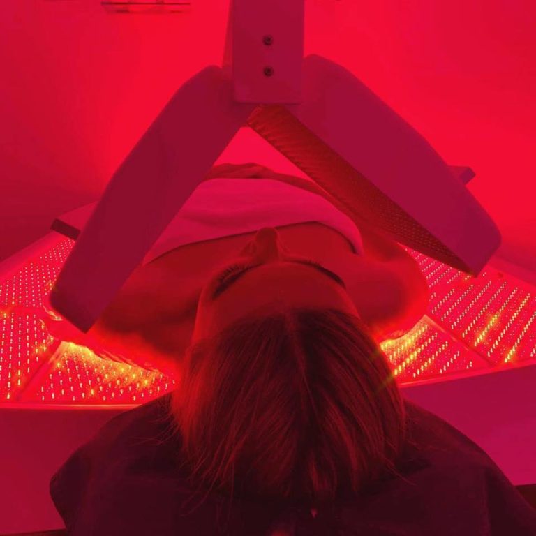 The Effects of Red Light Therapy on The Face
